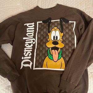 Pluto pull over!